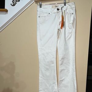 Dittos Melanie white flair jeans new w tags 26